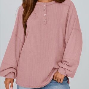 NWT Woman’s Crew Neck Knit Shirt